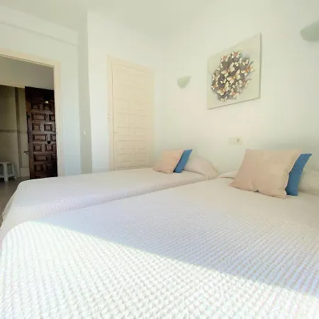Paola Apartment *